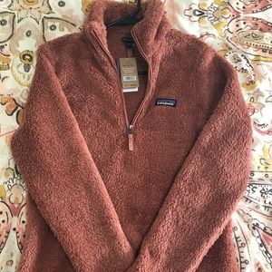 Patagonia half zip pull over fuzzy